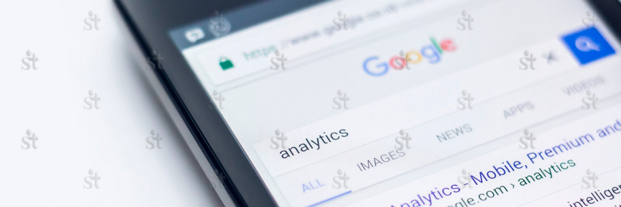 Интернет браузер Google на экране мобильного устройства